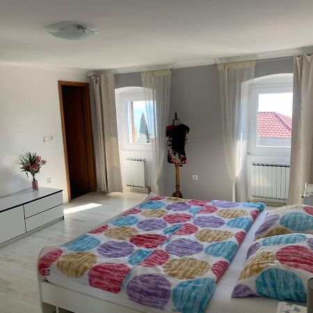 Kuca Za Odmor City Oasis Rijeka Bagian luar foto