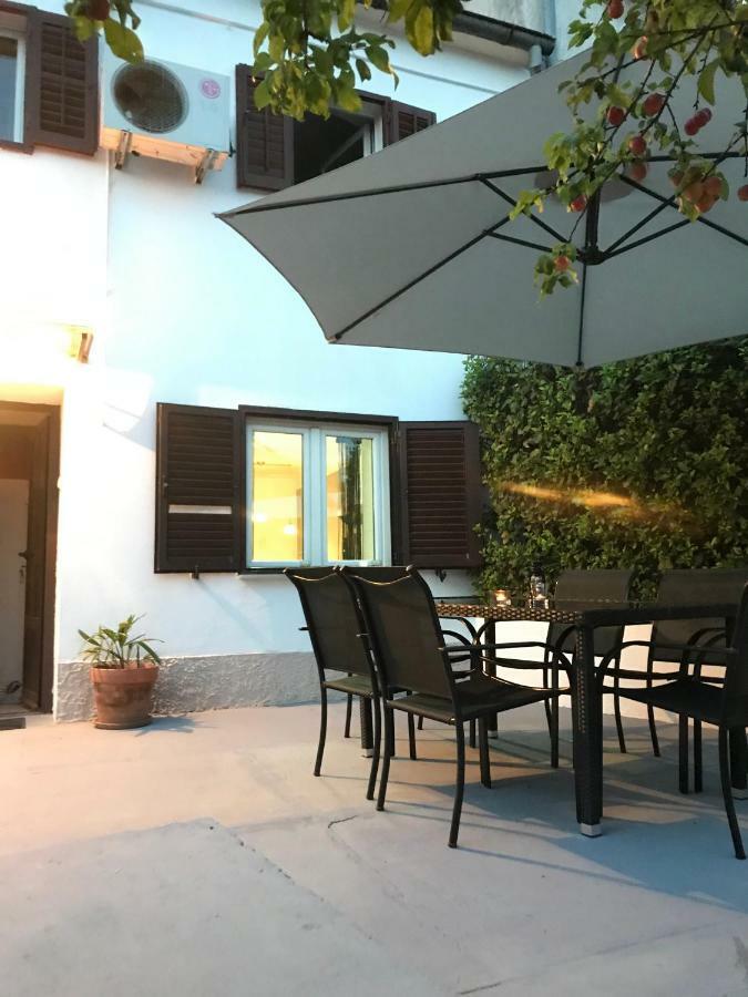Kuca Za Odmor City Oasis Rijeka Bagian luar foto